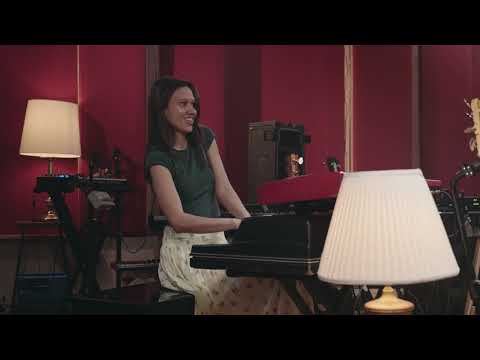 Mira Groove In Gotham - Live from Spice House Studios en YouTube
