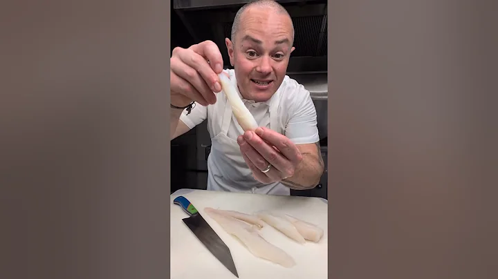 Easy pan fried cod #friedfish #cod #fishtacos #panfry #dinner #easyrecipe #chef #everydayisfeastday