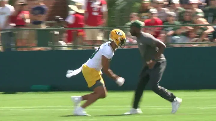 Packers training camp day 2: Rodgers has a new tar...