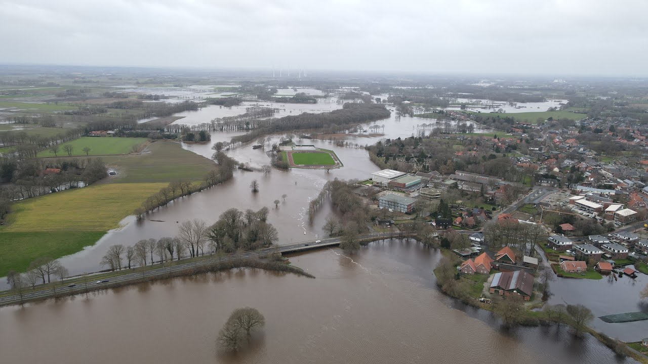 Hoogwater in de Overijsselse Vecht / Hochwasser in der Vechte