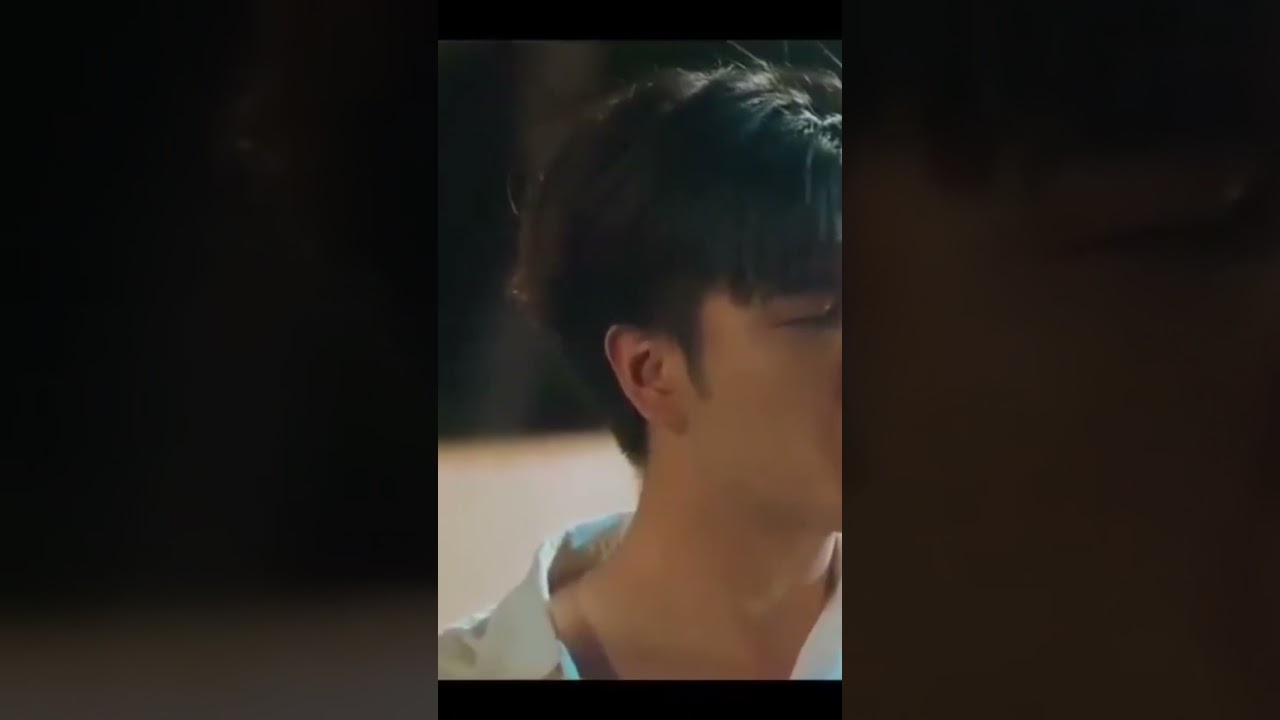 chain  pun Finally kissed😘😘