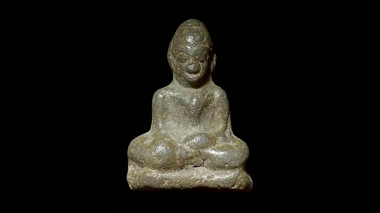 พระท่ากระดานเกศบัวตูมเนื้อตะกั่วสนิมแดงพิมพ์เล็กเก่ามากไม่ทราบกรุ