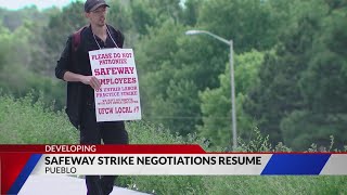 Safeway on North Circle Drive joins strike