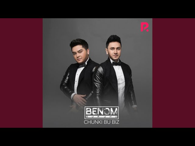 Порно жұмыс орнында мастурбация жасап жатқан аққұбаны ұстады Әйел пиздасын көрсетті