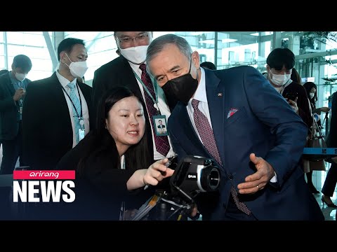 u.s.-envoy-praises-covid-19-screening-process-at-s.-korean-airport