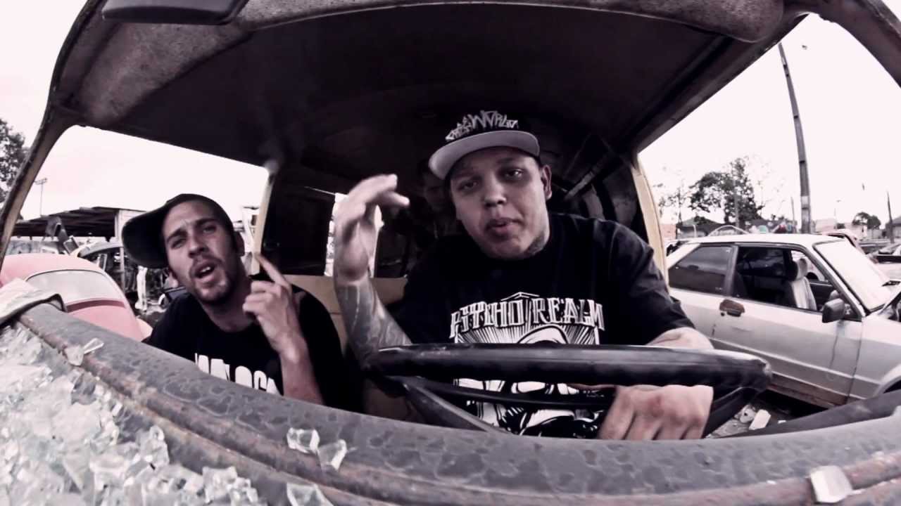 CwBase Mc Simples - O Bonde Não Recua  (Part. Nocivo Shomon) (Video Oficial)