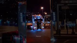 Beautiful Sweden Scania V8 - With Led Lights 