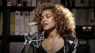 Izzy Bizu - Adam &amp; Eve - 8/2/2017 - Paste Studios, New York, NY