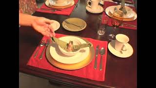How to Place Napkins for Table Settings