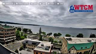 LIVE | Traverse City, MI | West Bay Camera