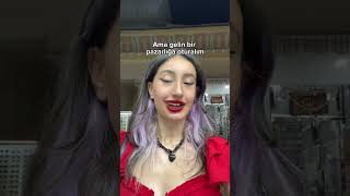 Part 2’deki sondaki amcanın tepkisi aiaşwialwşaş O Akik kolyeye 91$ verir miydiniz?? 🥴