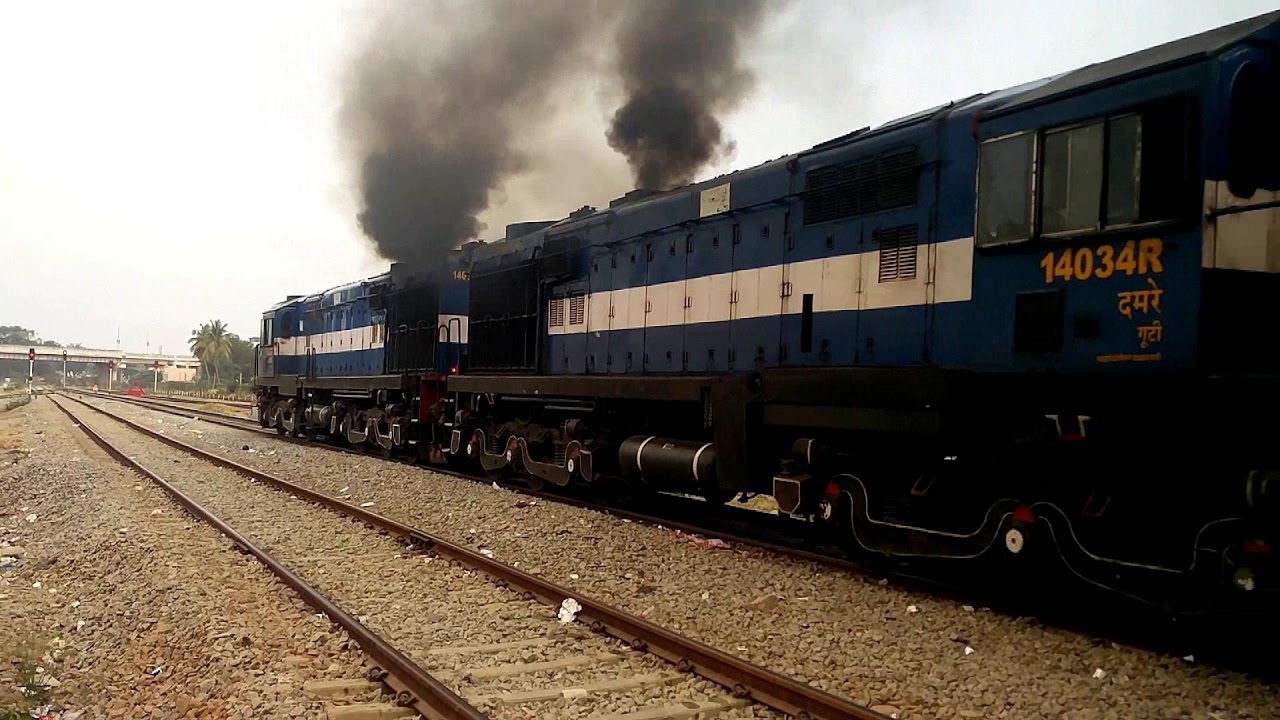 Heavy Smoking and Crazy Acceleration by ALCO TWINS | GY TATANAGAR exp | Indian Railways