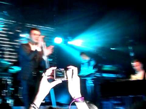 Hurts - Wonderful Life @Grosse Freiheit Hamburg 8....