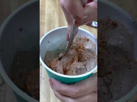 Video: Cómo hacer hielo raspado: 4 pasos (con imágenes)