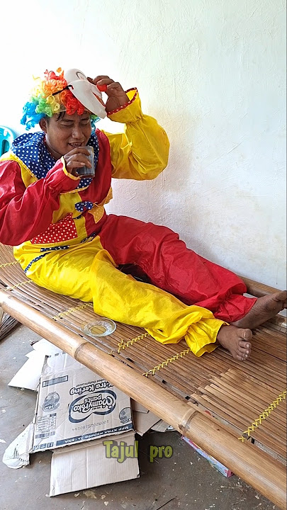 wake up clown drinking coffee #trending #viral