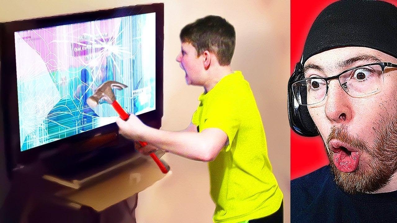 Dad DELETES his FORTNITE ACCOUNT! Kid Freaks out