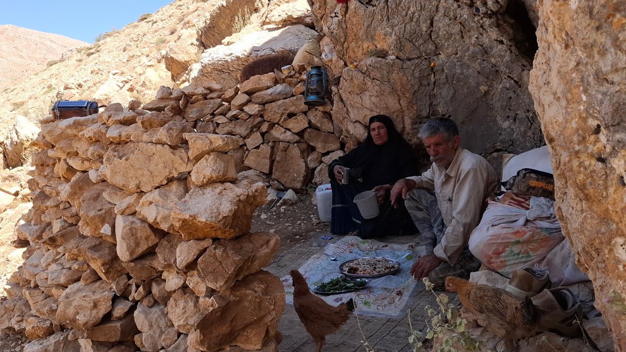 How do the nomads build a durable and beautiful stone platform?