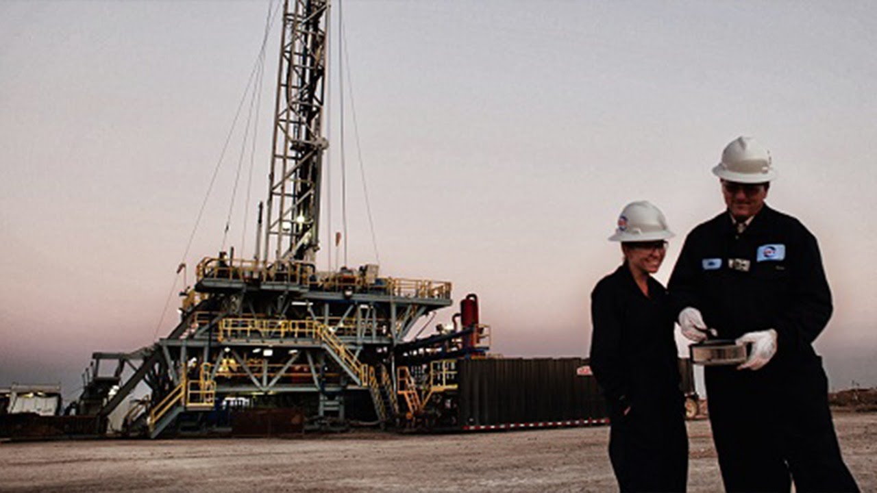 TheStreet: Occidental Will Suffer With Oil says Jim Cramer