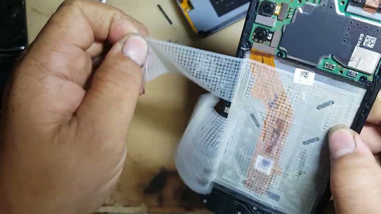 Thay Pin Điện Thoại TCL Dòng Máy Hiếm | Khó Tìm Pin Nhưng Vẫn Làm Được