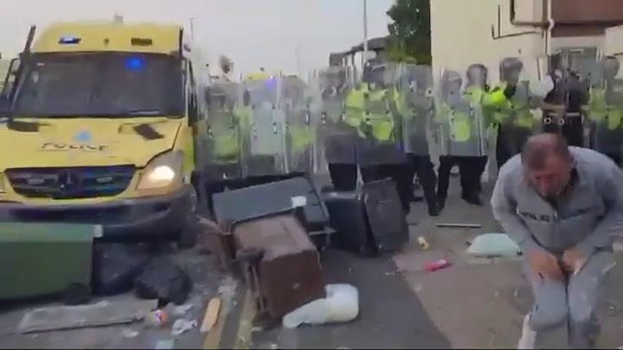 Southport Riot 'Brick Man' 10 Minute Supercut - YouTube
