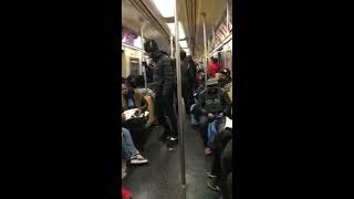 Showing you how to take the subway then the bus to LaGuardia Airport in New York…