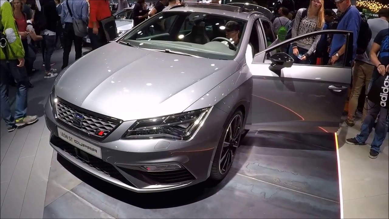 Seat Leon St Cupra 300hp 4drive Pirineos Grey Walkaround Interior