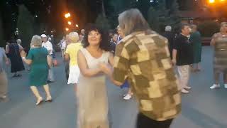 А первое слово дороже второго!!!💃🌹Танцы в парке Горького!!!💃🌹Харьков 2021