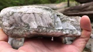 Trim 2Bd23361 373C 477B 8D9E 12E2B2816Fef