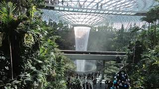 2020-01-01 Changi Airport Jewel 新加坡机场的“星耀樟宜” [1080p] 05