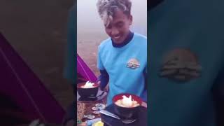 Dinner time, best chef by guide and porter at the lake