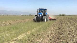 New Holland T7070