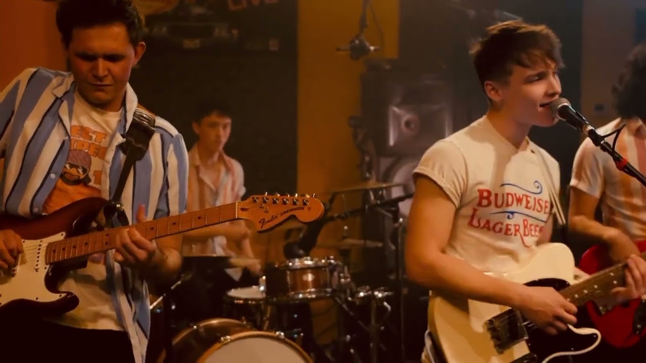 Sneaky Peaches and the Fuzz Bedroom Floor (Live in Studio) YouTube