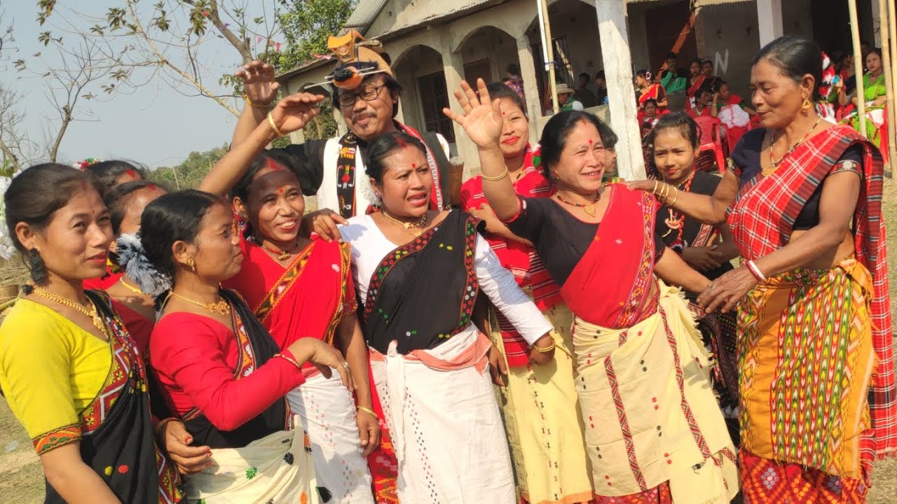 তোমাক👸 প্ৰথম দেখিছিলো🙄আলি-আয়ে-লৃগাং তে💖মনৰ কথা পাতিছিলো#bokakhat#পানবাৰী  আদৰ্শ মিচিং গাঁৱতে।