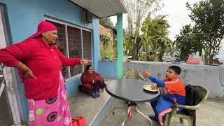 Aama Le Albert Lai Gali Garnu Vayo