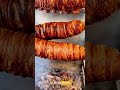 کوکورچ  کوکورچ یا همون روده کبابی یکی از غذاهای خیابانی محبوب تورک هاست داخل این ویدیو