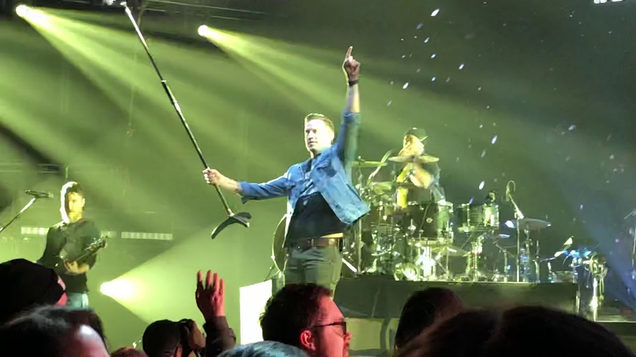 Building 429 Where I belong (live at Winter Jam in Pittsburgh) YouTube