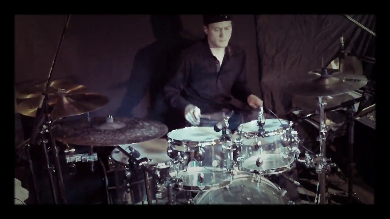 Chaka Khan Ain't Nobody on Drums Felix M. Barz