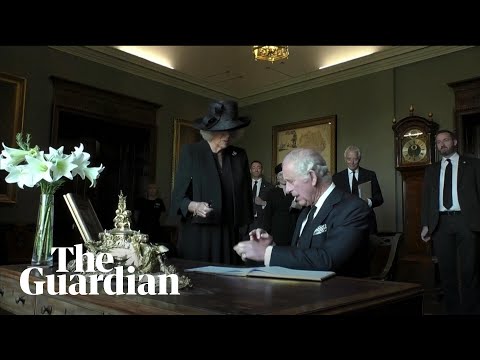 Video: A është bërë princi Charles duka i Edinburgut?