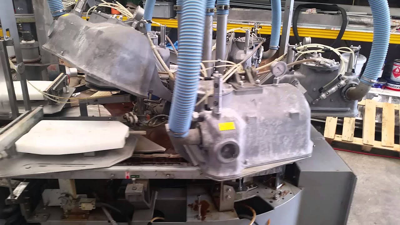 Cryovac automatic vaccum chamber packaging