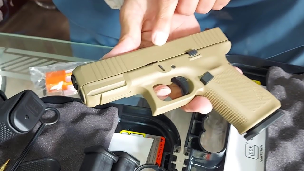 The Complete Glock 19 Gen 5 Review (Everything You Need to Know) - American  Arms