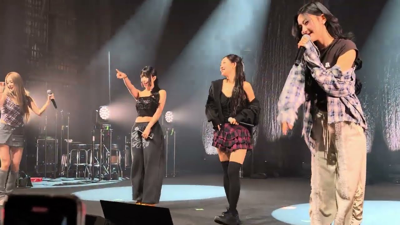 Kiss of Life (키스 오브 라이프) [4K] Sound Check Chicago, IL 2024.11.12