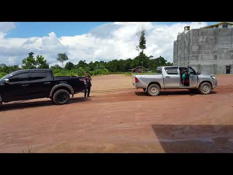 Triton vs hilux lamandau kalimantan tengah