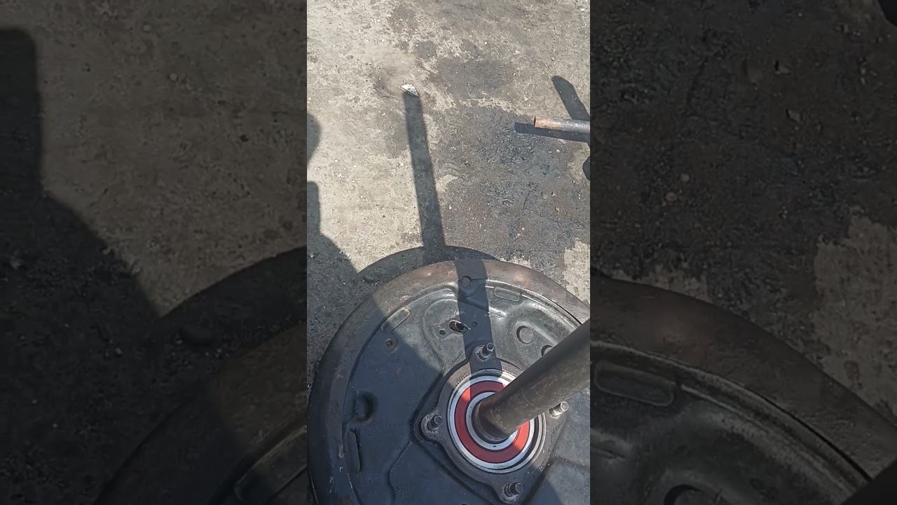 Запорная втулка полуоси производства SAT