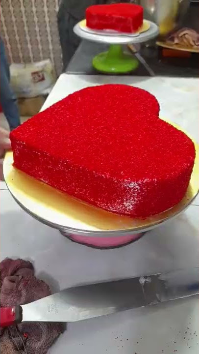Red Velvet Heart ❤ shape cake decorating idea #shorts_ #viralvideos #cakedecorating #ideas i