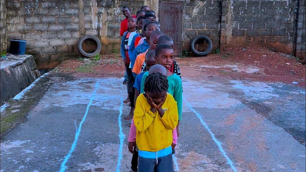 ОЧЕНЬ ИНТЕРЕСНАЯ ИГРА С ПРЫЖКАМИ | Пожалуйста, подпишитесь на мой канал