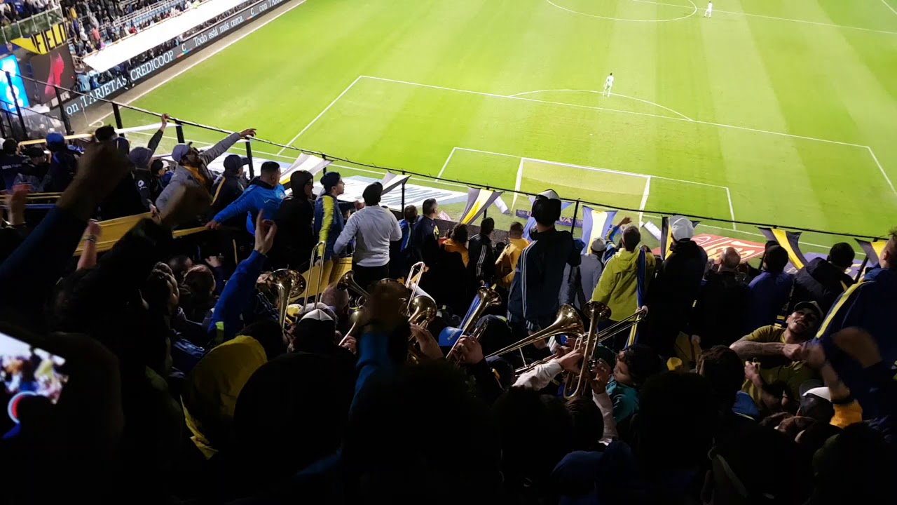 Gallina Esa Mancha No Se Borra Más