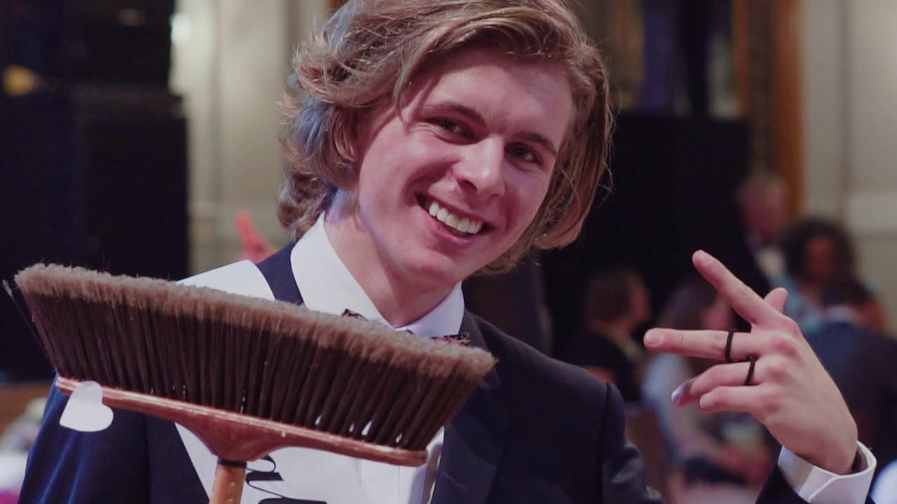 Maturitní ples 6.C 2020 | Gymnázium Plzeň