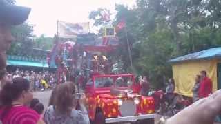 Mickeys Jammin Jingle Jungle Parade At Disneys Animal Kingdom