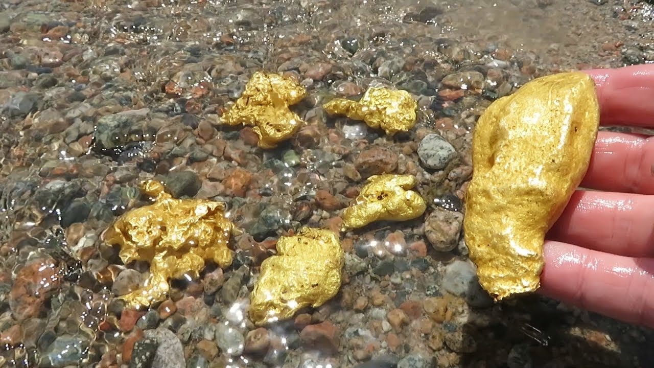 How To Find Gold Nuggets Near The House In Any Country Youtube