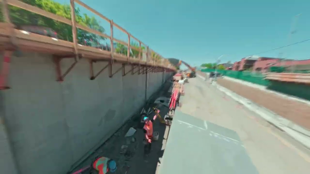 LOISELLE | PAPINEAU (DRONE)